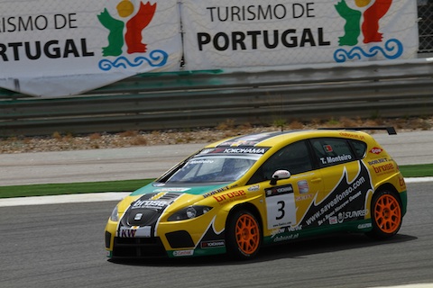 100703_wtcc_portimao_quali_monteiro_action